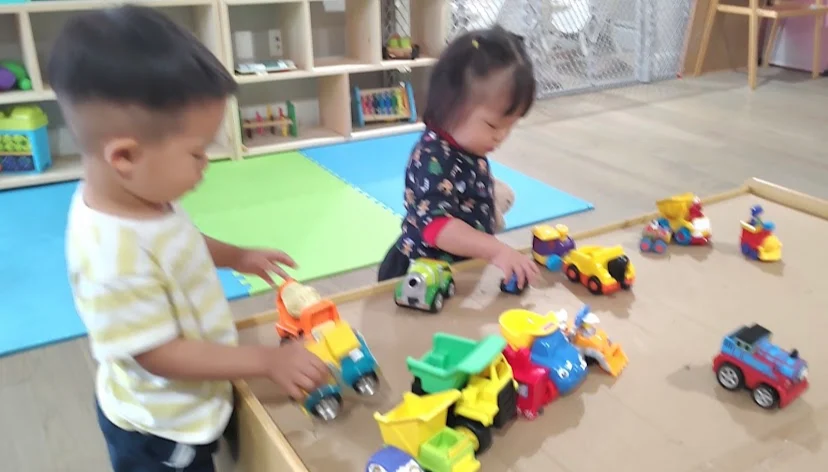 Afternoon adventures at Edgewood Park — just 3 minutes away